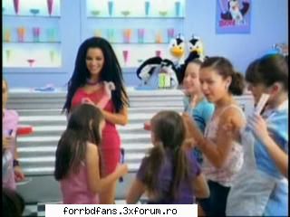 Maite face reclama la ciocolatica Helato de Bonice - raluca_dragutza52 - Maite