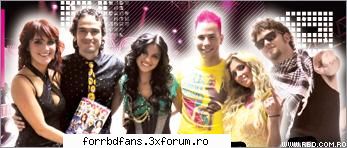 Scan: Articolul cu RBD din revista Bravo Romania - raluca_dragutza52 - rbd
