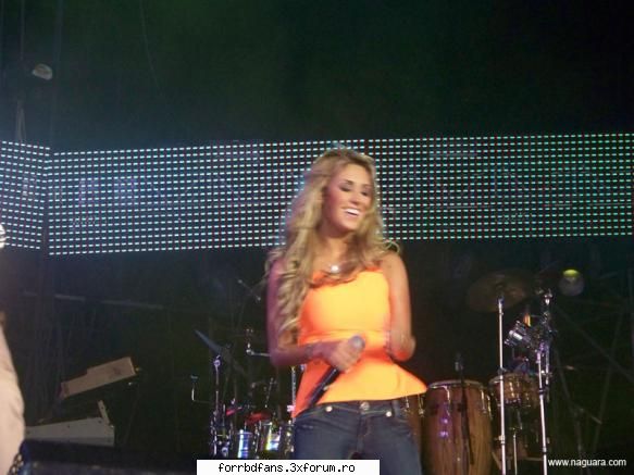 :cool: anahi in venezuela