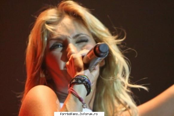 anahi in slovenia - raluca_dragutza52 - Anahi