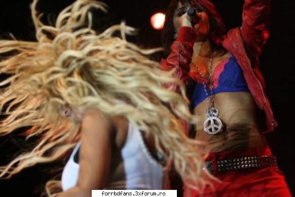 :cool: anahi in slovenia